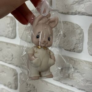 Шоколадна фігурка Зайчик в комбезі