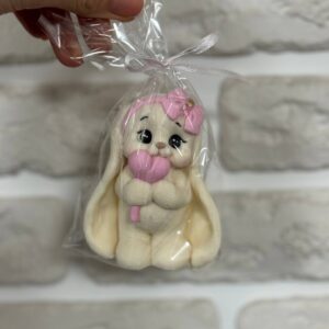 Шоколадна фігурка Зайка з льодяником