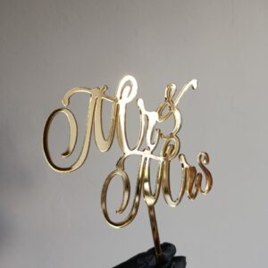 Топер акриловий Mr&Mrs