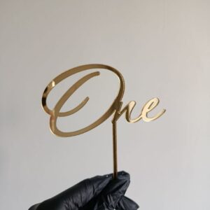 Топер One на шпажці