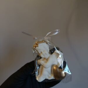 Шоколадна фігурка Ангел з серцем