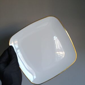 Тарілка Квадрат пластик 1шт