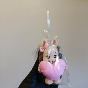 Шоколадна фігурка Зайка з серцем